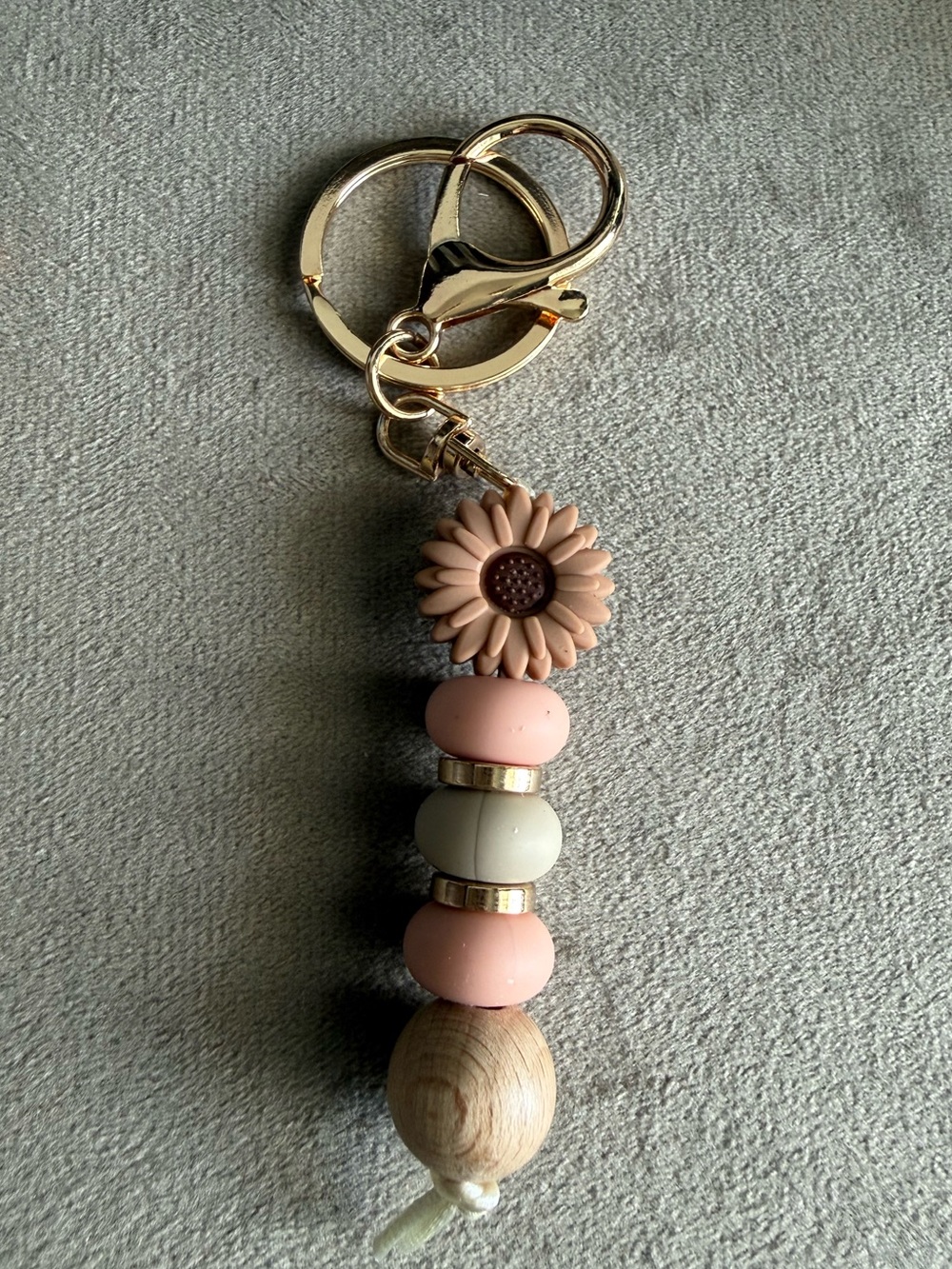 Gold Metal and Blush Bead Sunflower Keychain